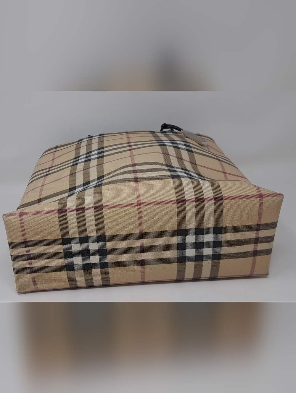 NEW Burberry London Tote Bag Nova Check Vintage Y2K Italy PVC Size Medium - Picture 2 of 16